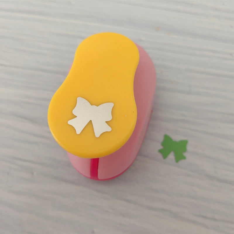 1.5cm Scrapbook Punches Paper Cutter Card Craft Printing DIY Eva Foam Paper Punch Hole Puncher Shape Clip Photo дырокол фигурный